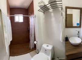 Casa con 3 habitaciones Calicata Residencial, отель в городе Ocotlán