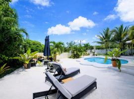 Azura Vacation Rental, hotel i Saint James
