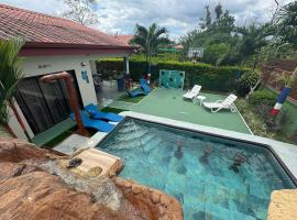 Spring House, hotel u gradu Ángeles