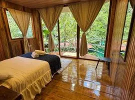 Mindo GlamBird Glamping & Lodge