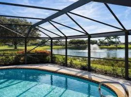 PGA Gated, Golf, Pool, Lakeview, Couples, Families, Sleeps 8