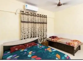 Room In Thane At ovale naka Ghodbunder road