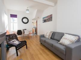 南查理大街大鱼度假屋，位于贝尔法斯特的酒店