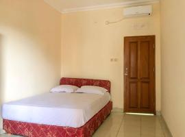 KoolKost at Malalayang 2 Manado - Minimum Stay 3 Nights, hotel em Manado