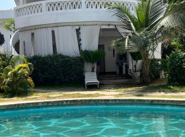 Cosy cottage 2 Marine Park at Malindi Beach, Hotel in Malindi