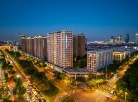 Green Court Place Jingqiao Middle Ring Shanghai