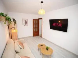 Lumena - Kingsize Beds, ultracentral, 80mp