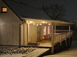 Chatka Katka, Hotel in Východná