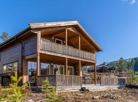 Lakehouse 14p With Sauna By the Water, hotel en Sinnes