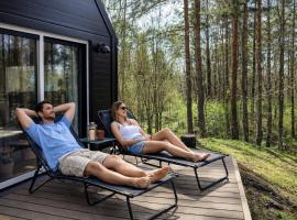 Modern Sauna Cabin in Horse Ranch, hotel i Lieplaukė