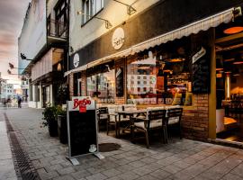 Le Petit, hotel em Bratislava