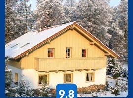 Tyrolska Zagroda - apartament 50m2 z własnym balkonem lub tarasem, blisko sklep, dobry dojazd, duży parking, PKP 15min, PKS 5min