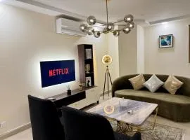 DownTown Apartments Gulberg