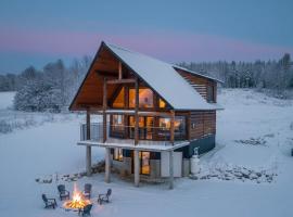 Spa & Comfort - Chalet des Originaux: Saint-Nazaire-de-Dorchester şehrinde bir otel