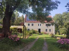 Agroturystyka Dom Pod Słońcem, hotel Bardóban