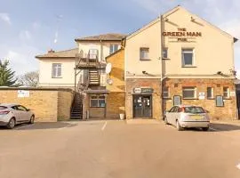 OYO The Green Man Pub And Hotel