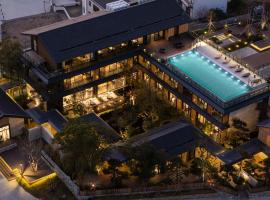 cloud retreat·half an ocean hotel, hotel v destinaci Čou-šan