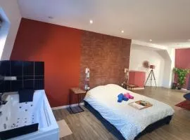 Suite Rose #3#- Ambiance cosy & Jacuzzi-self check-in