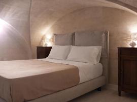 Hotiday Torre Guaceto, hotel in Brindisi