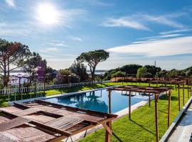 Atlantic View Apartment-El Rompido, מלון בקרטאיה