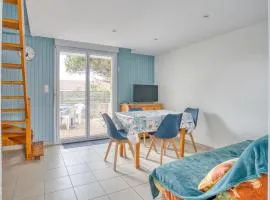 Maison T3 proche plage & centre-ville avec jardinet et parking - FR-1-521-200