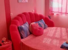 Barbie-Themed 3BDR Penthouse Near The Beach, Nessebar