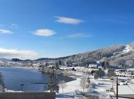 Super Besse: Appartement 6 pers. lumineux avec balcon et cuisine équipée - FR-1-814-144