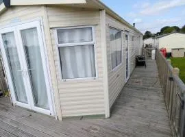 Riverside 124 Caravan - 7 Lakes