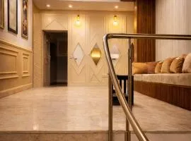 Hotel vk palace completly family stay #neartaj#luxurystay
