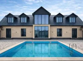 Huaxia Hotel Bishkek