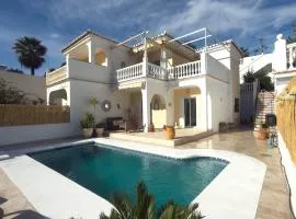 Rd02 La Casa Hermosa