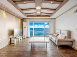 Uljin Sea and Moment Pension