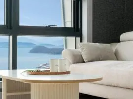 Jigeum Yeosu Ocean View Pension