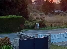 Chambres Er Vingle - Locmariaquer、ロクマリアケールのホテル