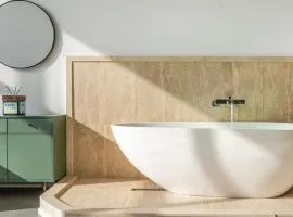 Taean Anmyeondo Bohemia Village Pension