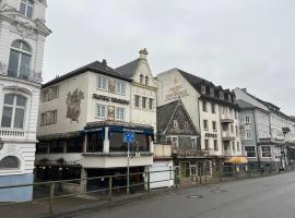 Hotel Traube Rüdesheim, hotelli kohteessa Rüdesheim am Rhein