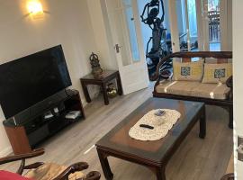 The Lantern House, hotel en Hook