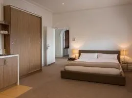 Ikon Hotel
