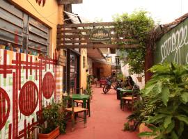 La Chakana Hostel Cultural, hotel i Ubatuba