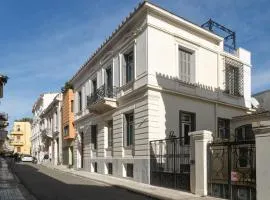The White House in Plaka by JJ Hospitality