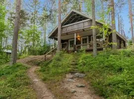 Holiday Home Keskimökki by Interhome