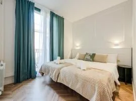 Palau de la Musica Apartments