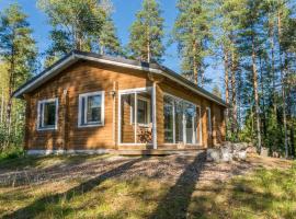 Holiday Home Sakarinniemi- vaikon loma 5 by Interhome, hotel a Kortteinen