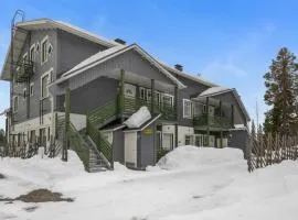 Holiday Home Ylläs-eeli green house c2 by Interhome