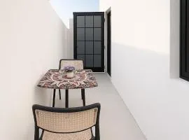 Sunshine Flat