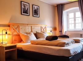 Der baeren - Historische Zimmer & Ferienwohnung, Mainbernheim, hotell sihtkohas Mainbernheim