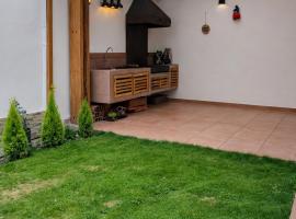 Viesnīca Casa completa en Cuenca para 12 personas WiFi Parqueadero BBQ Kvenkā
