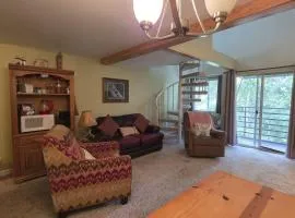 Cozy Condo Sleeps 6 Pools Hot Tub Lovely Views