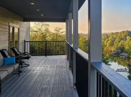 Cozy Home W Lake Views Sleeps 4 Games Free Ticket