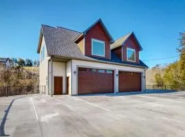 Cozy Home W Lake Views Sleeps 4 Games Free Ticket